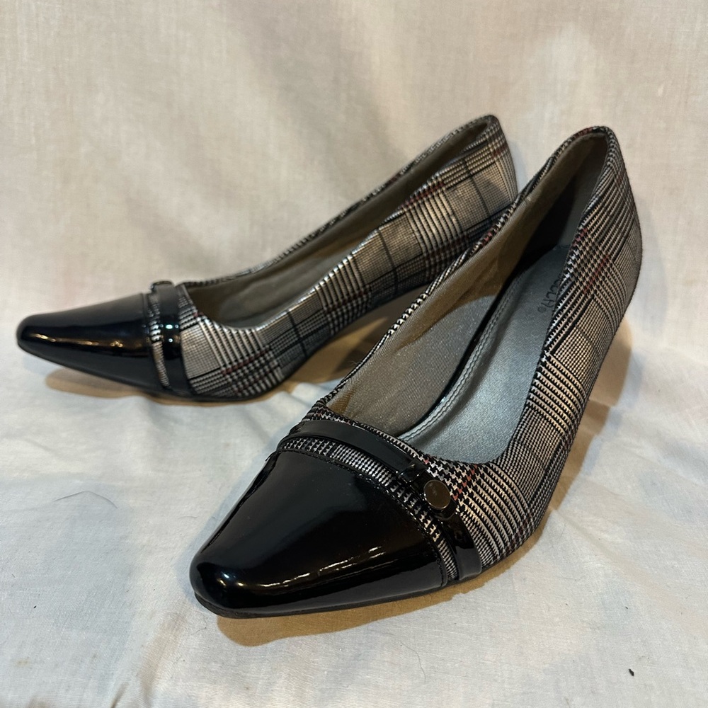 Woman’s Marbella High Heel Shoes - Picture 2 of 8